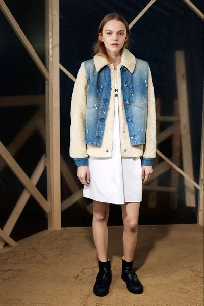 Look 13